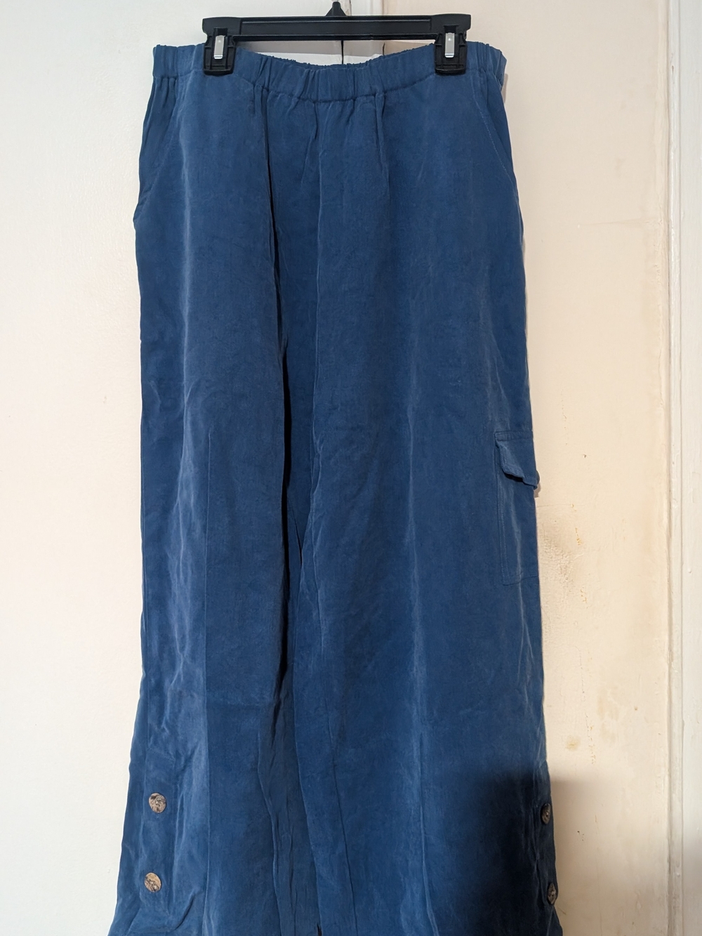 Women's Relaxed Blue Wide-Leg Cargo Pants